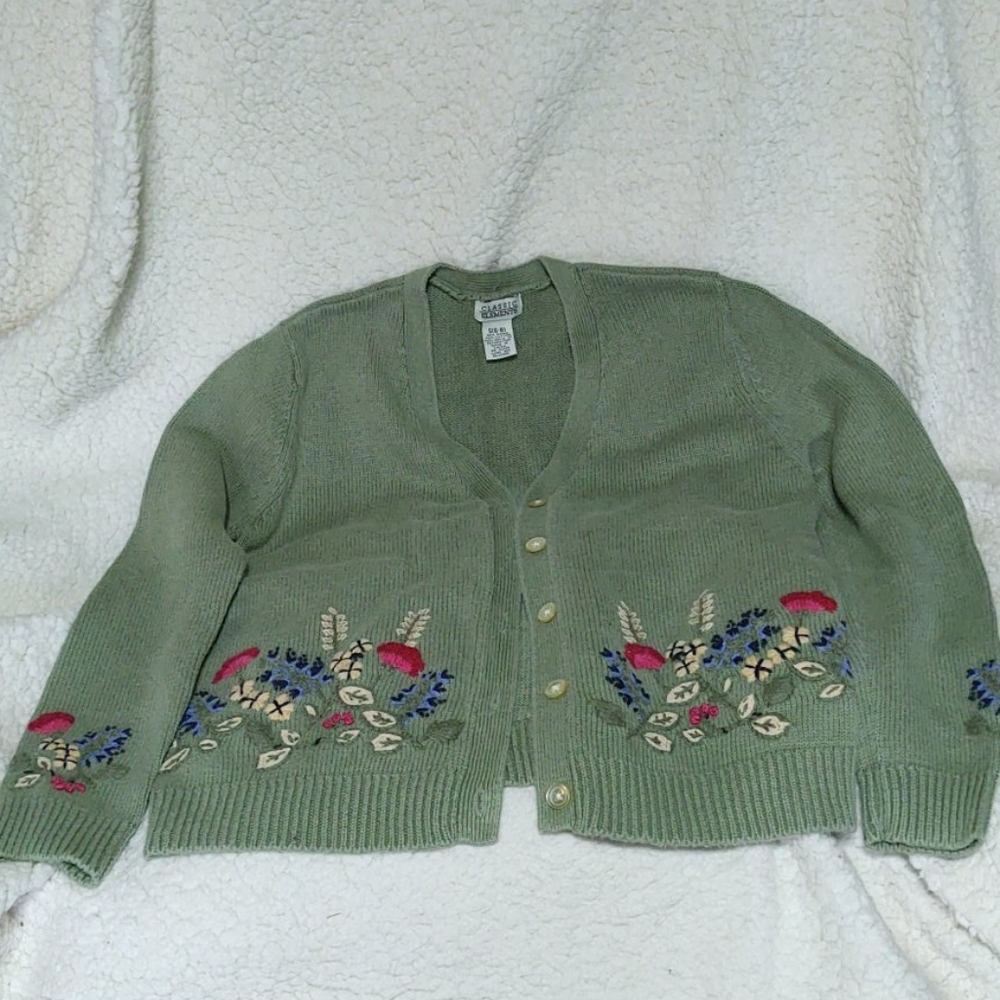 Women's Classic Elements button up sweater